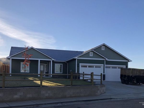 885 S Iowa Ave., Payette, ID 83661