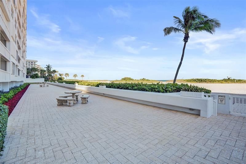 1012 N Ocean Boulevard, Unit 711, Pompano Beach, FL 33062 Photo