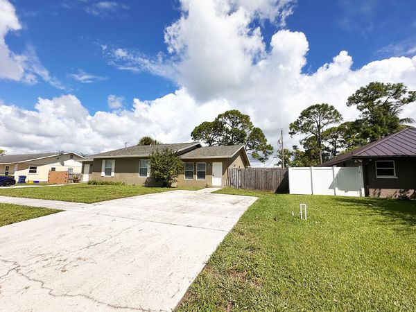 6171 Heather Street, Jupiter, FL 33458