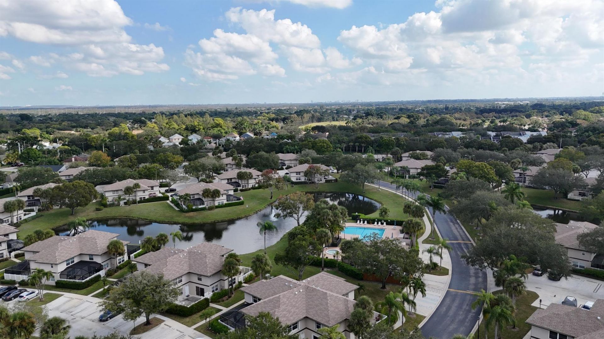 27 Clinton Court, Unit D, Royal Palm Beach, FL 33411 Photo