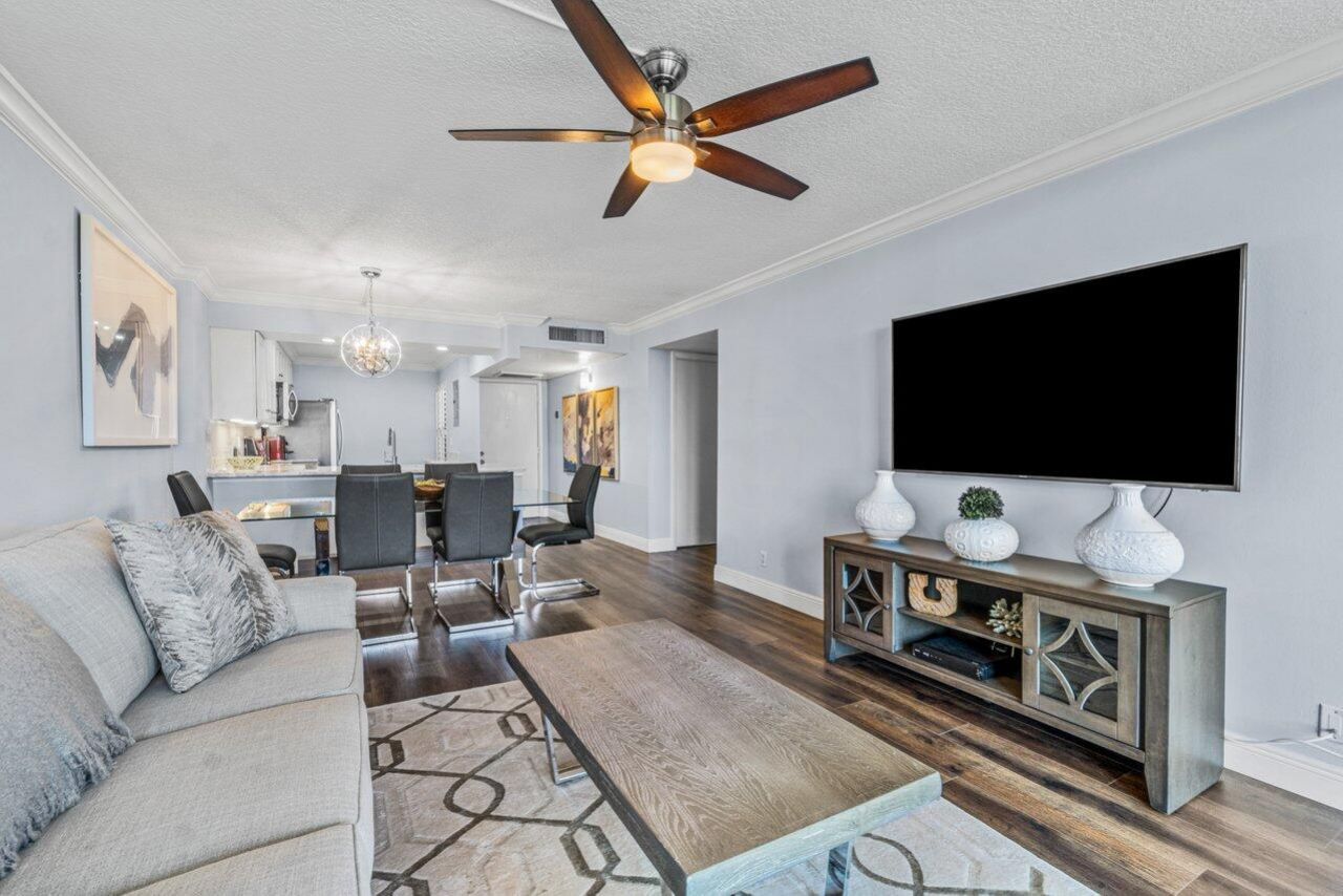 14 Royal Palm Way, Unit 504, Boca Raton, FL 33432 Photo