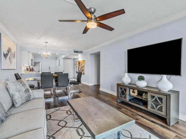 14 Royal Palm Way, Unit 504, Boca Raton, FL 33432