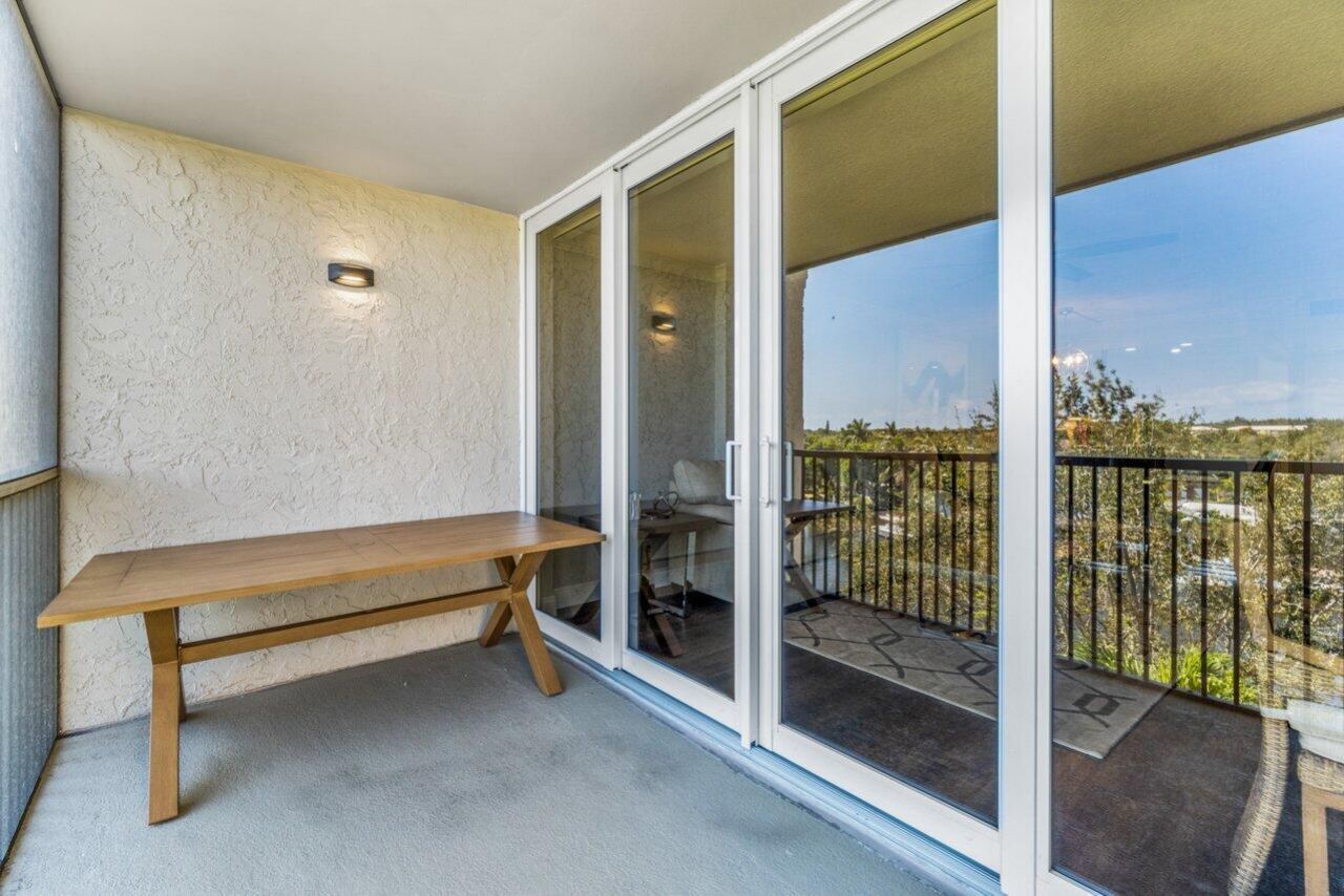 14 Royal Palm Way, Unit 504, Boca Raton, FL 33432 Photo