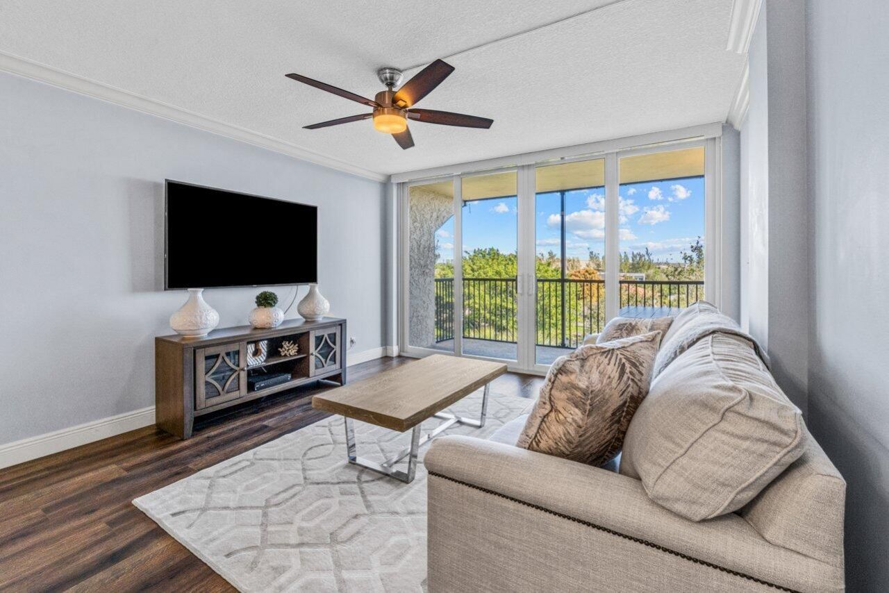 14 Royal Palm Way, Unit 504, Boca Raton, FL 33432 Photo