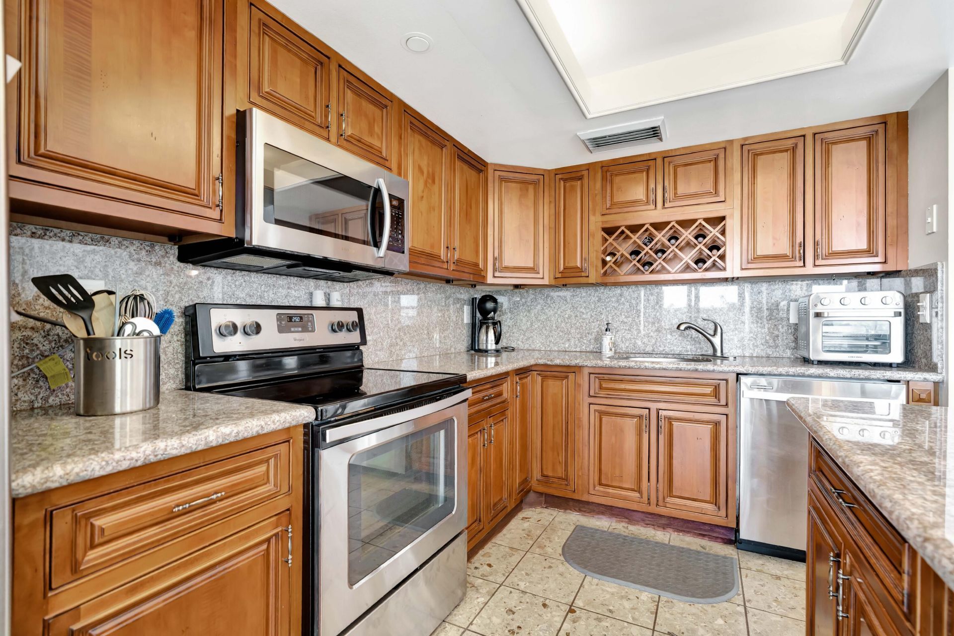 1542 Jupiter Cove Drive, Unit 104, Jupiter, FL 33469 Photo