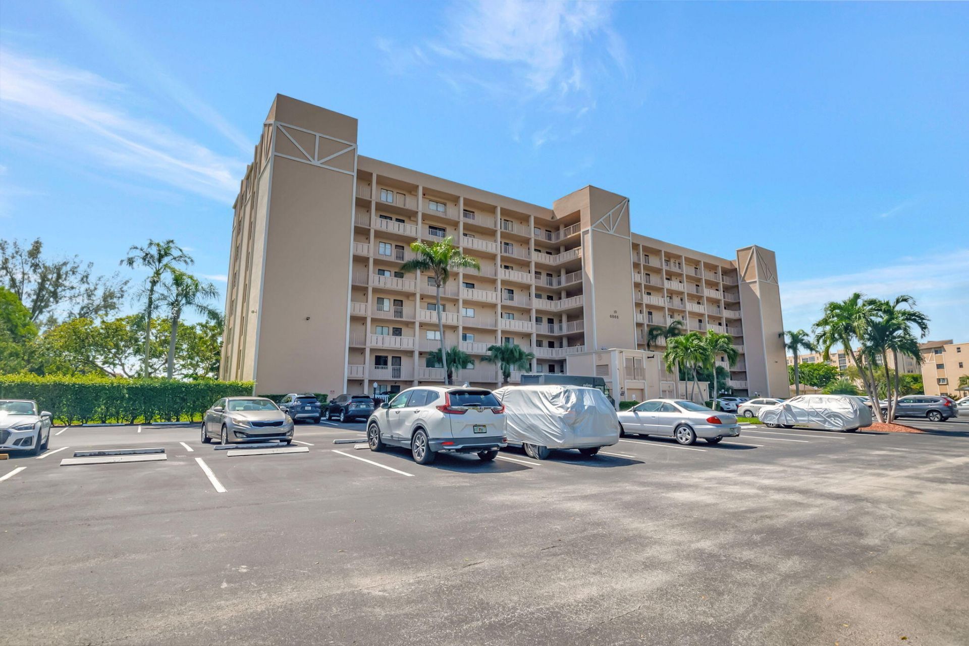 6866 Huntington Lane, Unit 806, Delray Beach, FL 33446 Photo