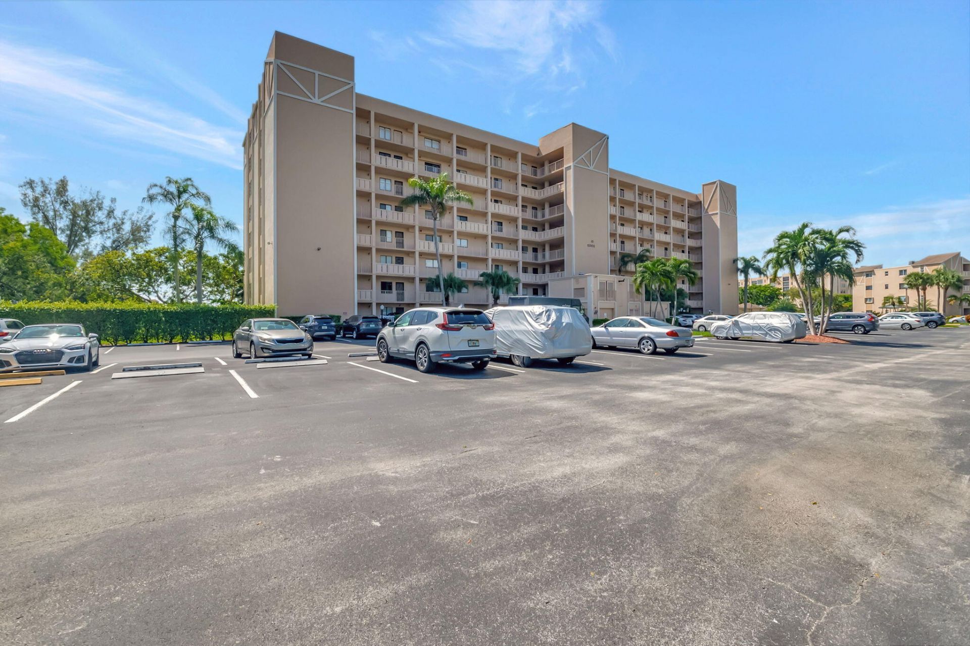 6866 Huntington Lane, Unit 806, Delray Beach, FL 33446 Photo