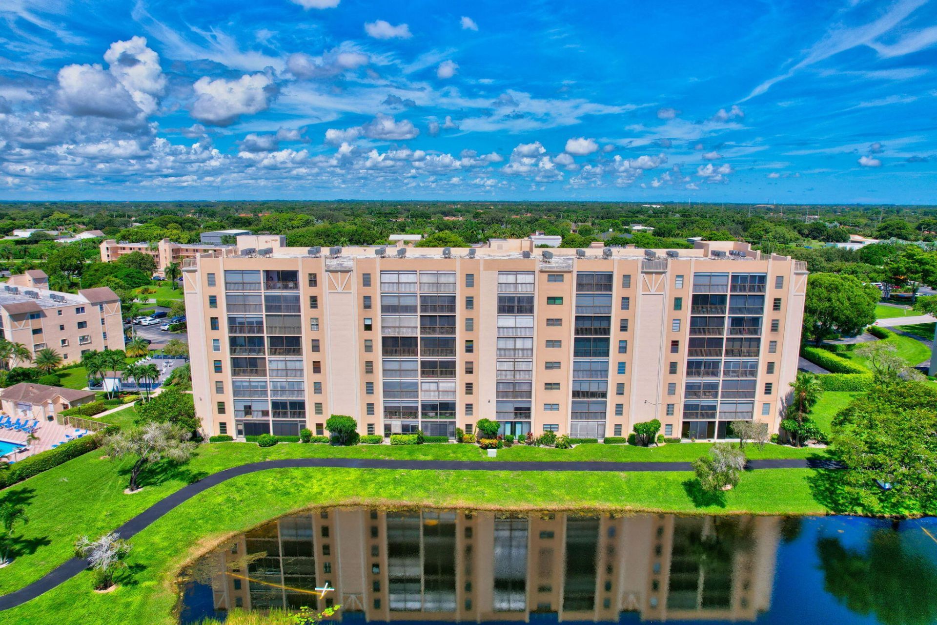 6866 Huntington Lane, Unit 806, Delray Beach, FL 33446 Photo