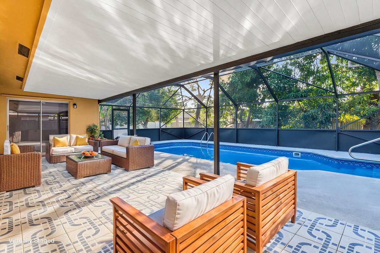 179 Dove Circle, Royal Palm Beach, FL 33411 Photo