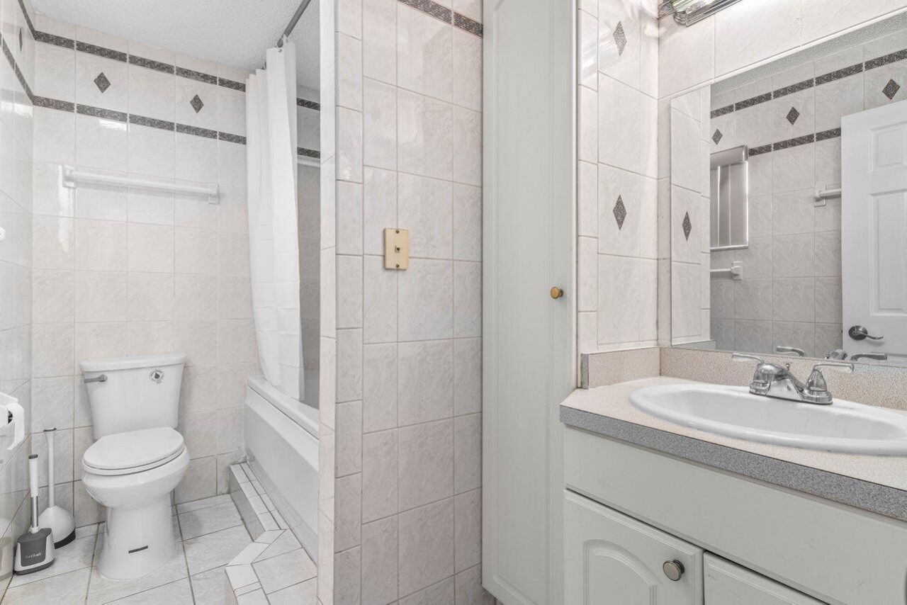 179 Dove Circle, Royal Palm Beach, FL 33411 Photo