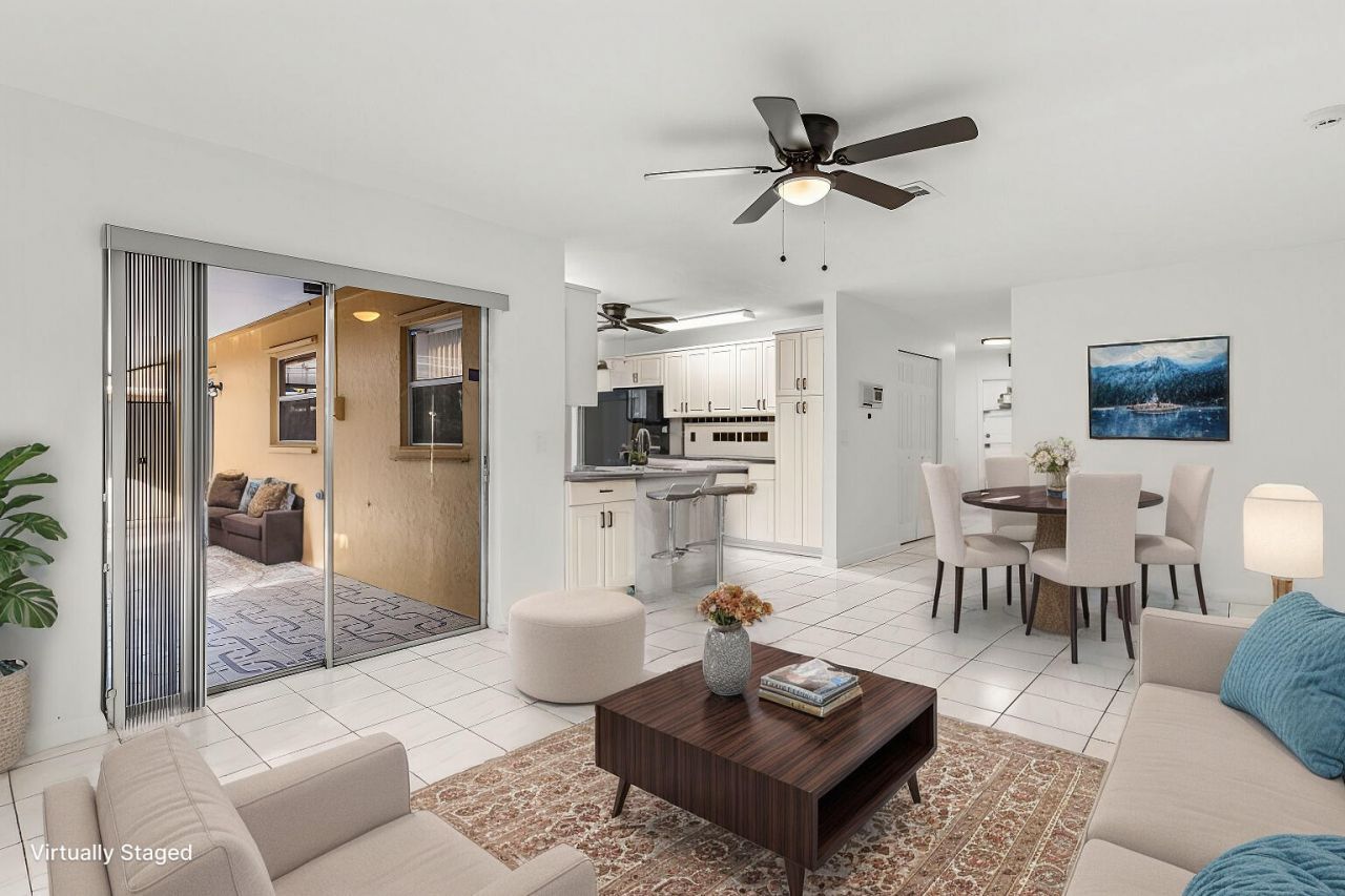 179 Dove Circle, Royal Palm Beach, FL 33411 Photo