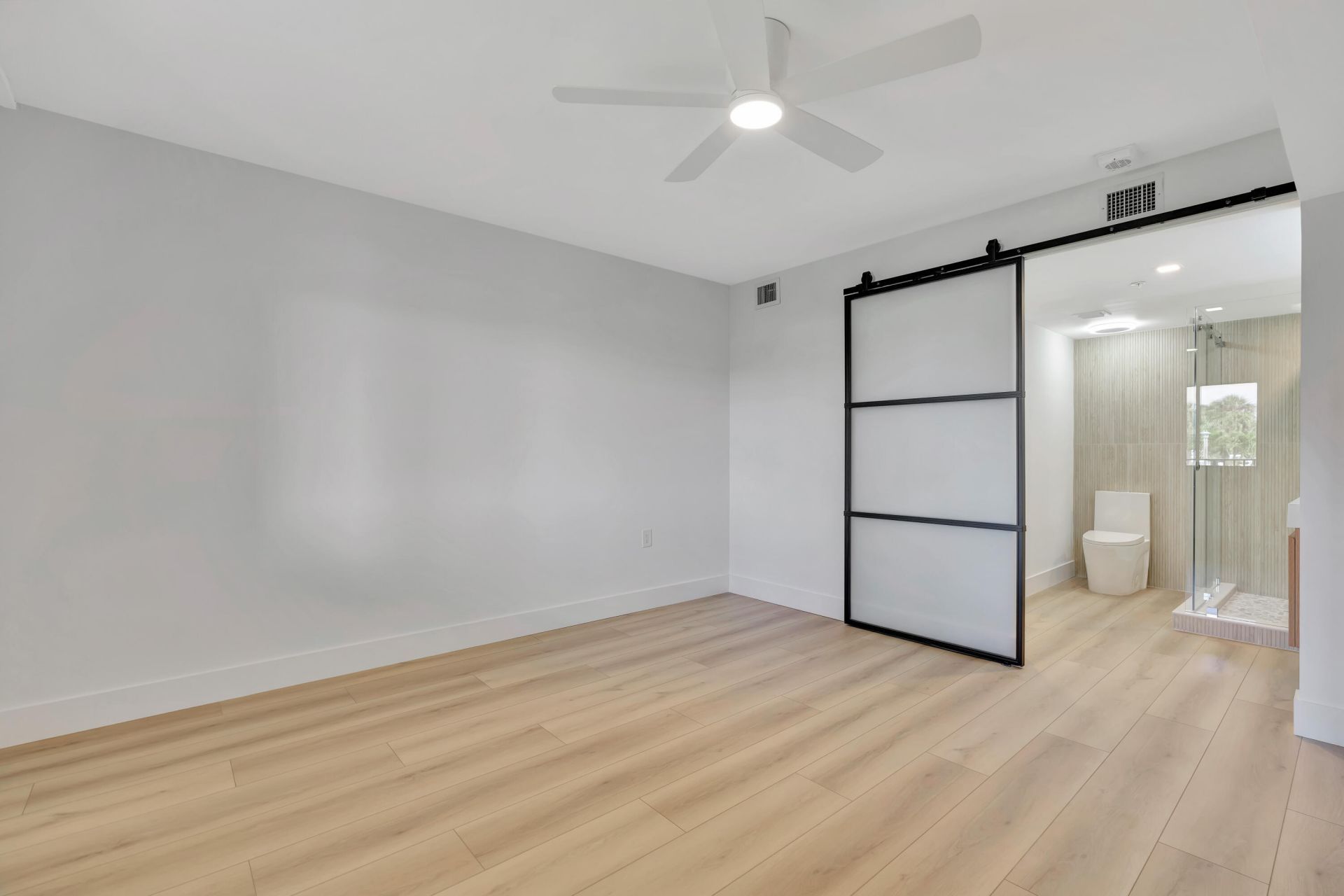 501 Seafarer Circle, Unit 204, Jupiter, FL 33477 Photo