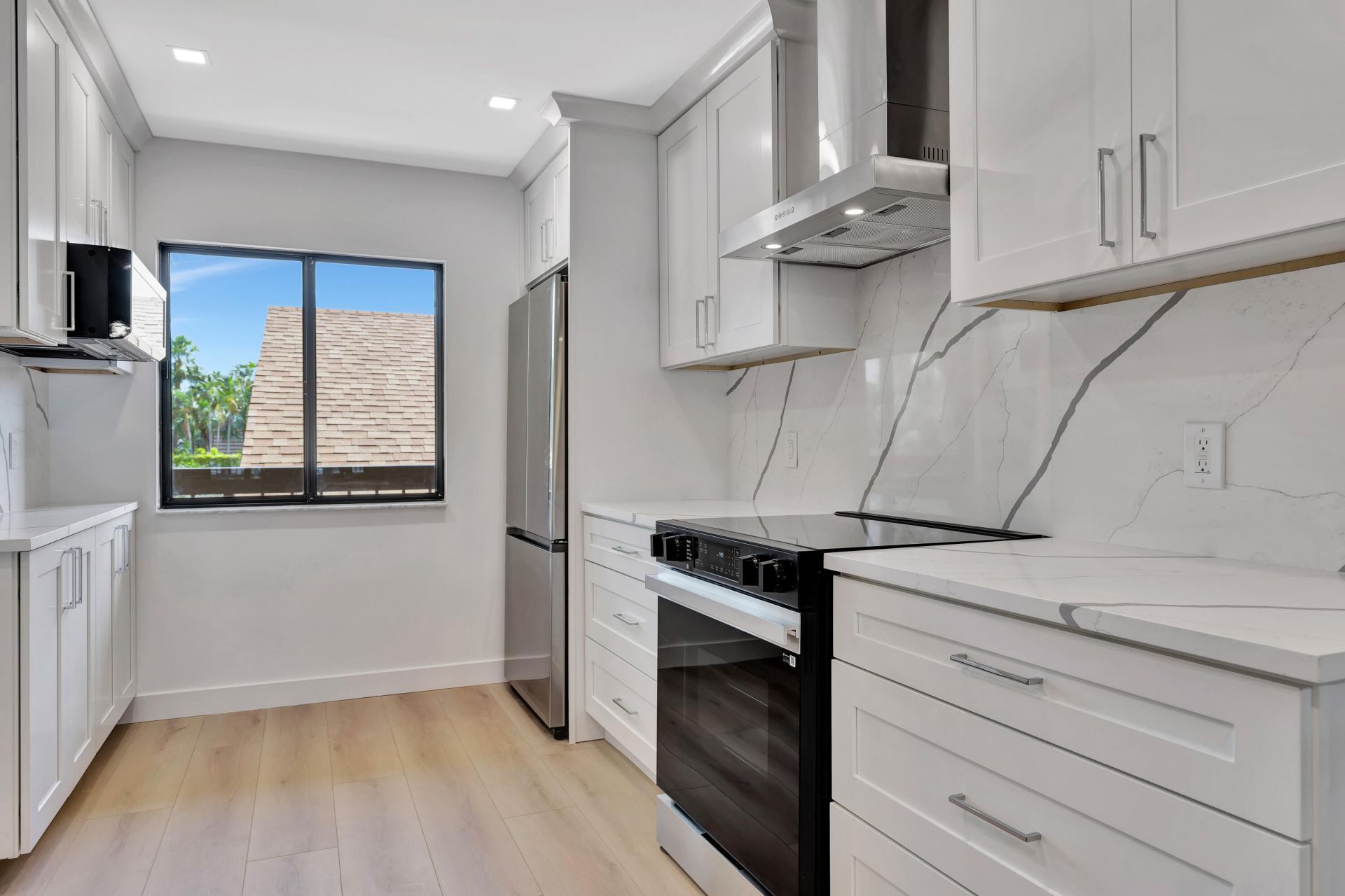 501 Seafarer Circle, Unit 204, Jupiter, FL 33477 Photo