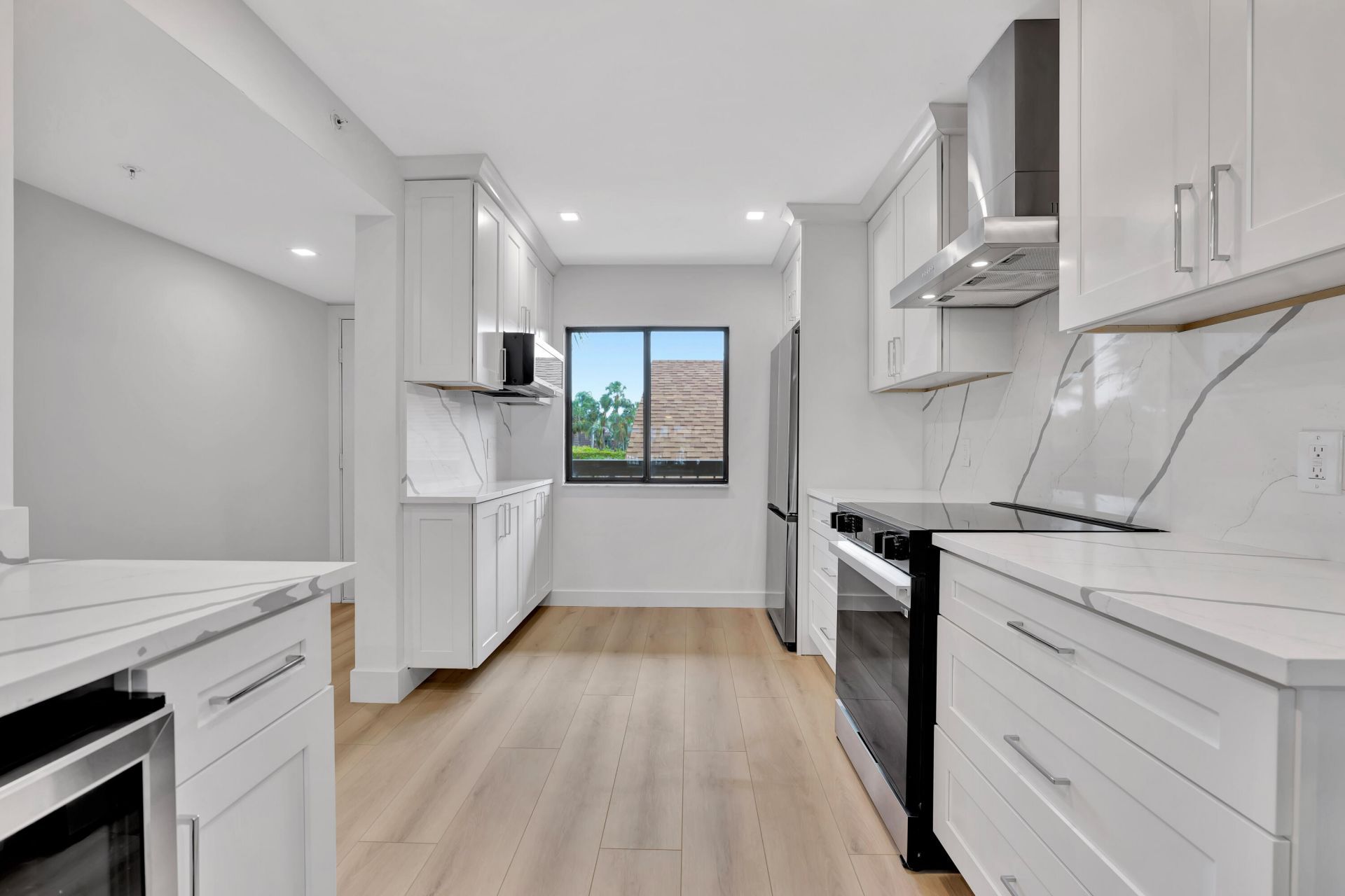 501 Seafarer Circle, Unit 204, Jupiter, FL 33477 Photo