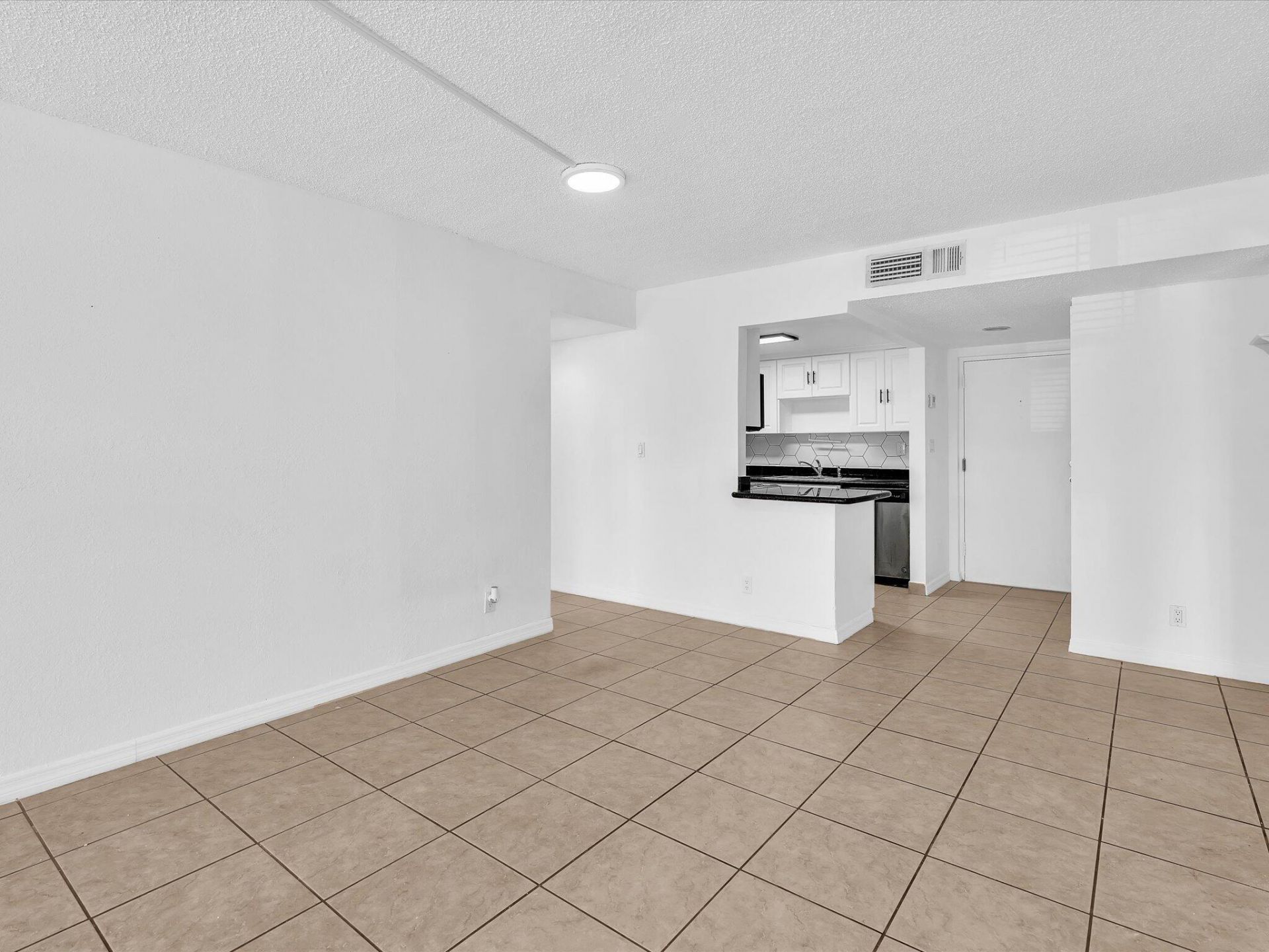 220 Lakeview Drive, Unit 210, Weston, FL 33326 Photo