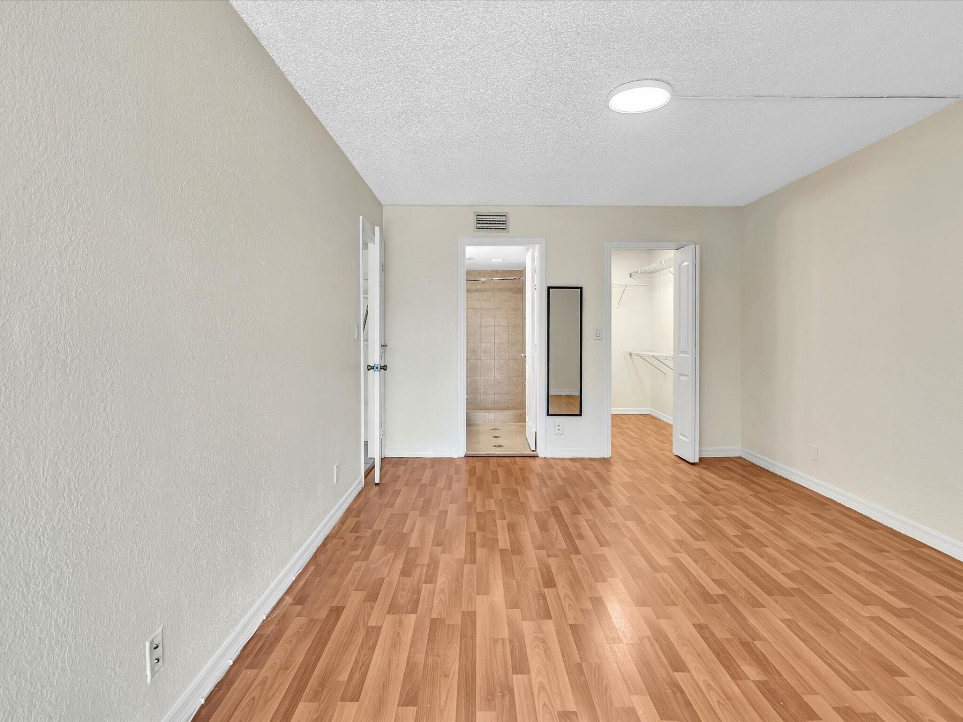 220 Lakeview Drive, Unit 210, Weston, FL 33326 Photo