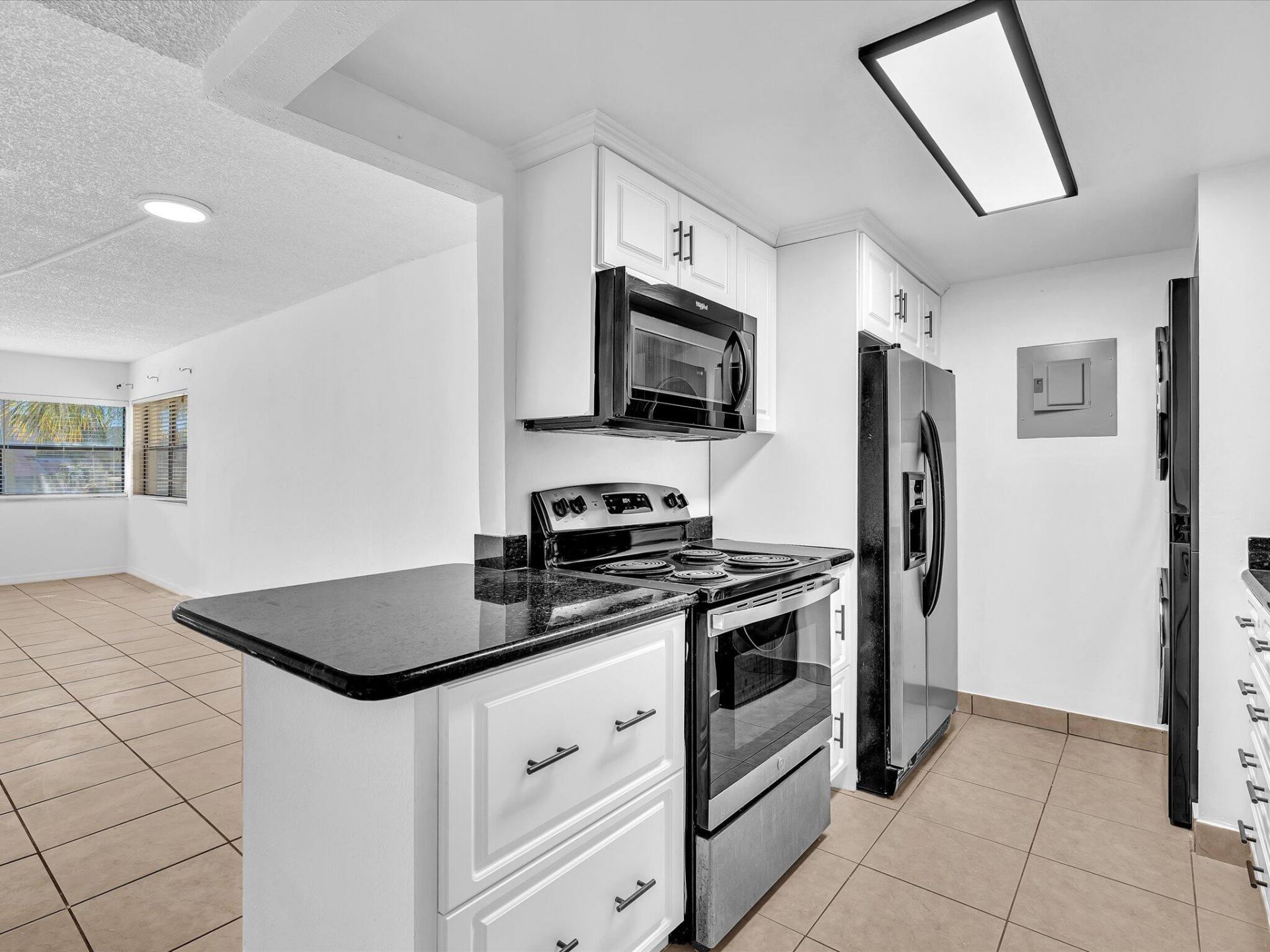 220 Lakeview Drive, Unit 210, Weston, FL 33326 Photo