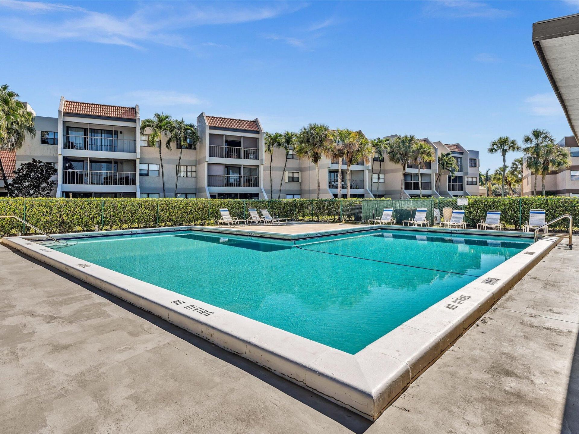 220 Lakeview Drive, Unit 210, Weston, FL 33326 Photo