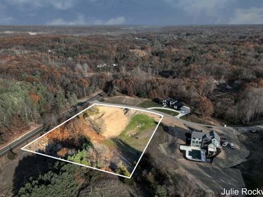 2825 Terra Nova Drive SE, Ada, MI 49301