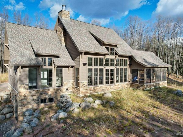 18751 Big Lake Road, Watersmeet Twp, MI 49969