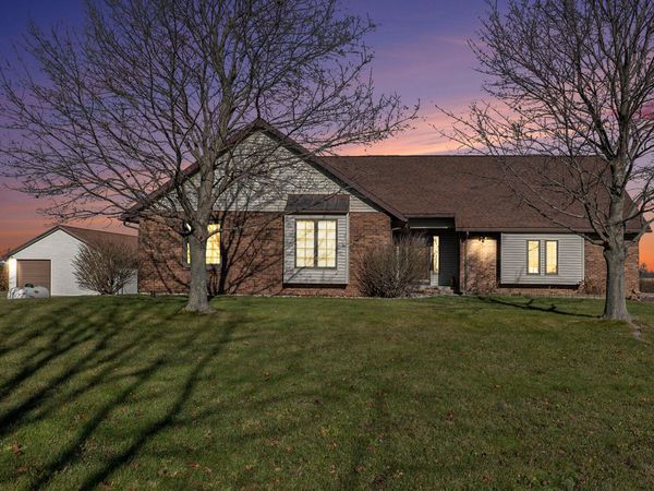 4353 9 Mile Road NW, Sparta, MI 49345