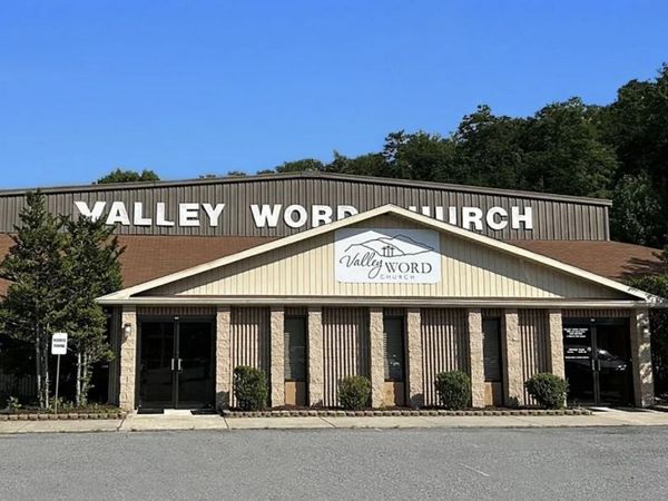 1928 Loch Haven DR, Roanoke, VA 24019