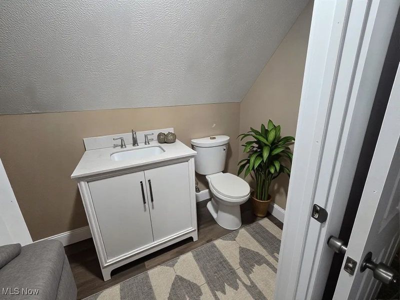 2294 E 100th Street, Cleveland, OH 44106 Photo 26