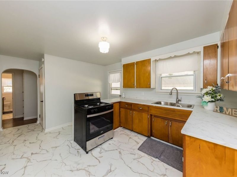 9795 West Pike, Hopewell, OH 43746 Photo 11