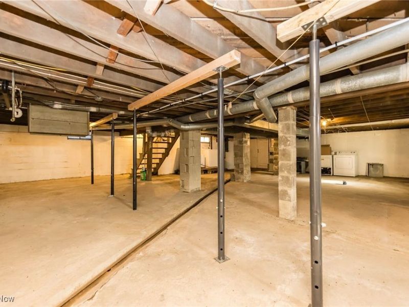 9795 West Pike, Hopewell, OH 43746 Photo 25