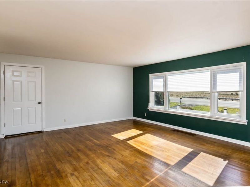 9795 West Pike, Hopewell, OH 43746 Photo 7