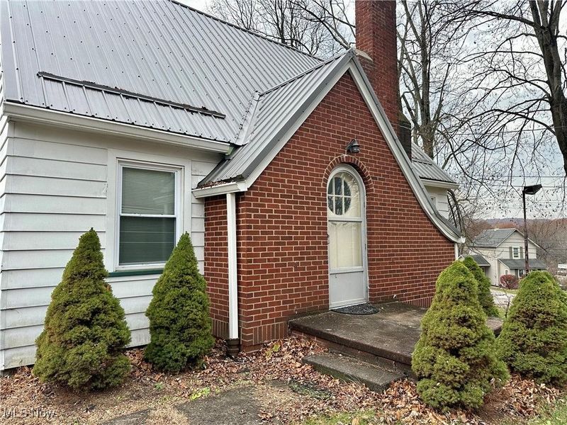 7954 Warren Sharon Road, Masury, OH 44438 Photo 2