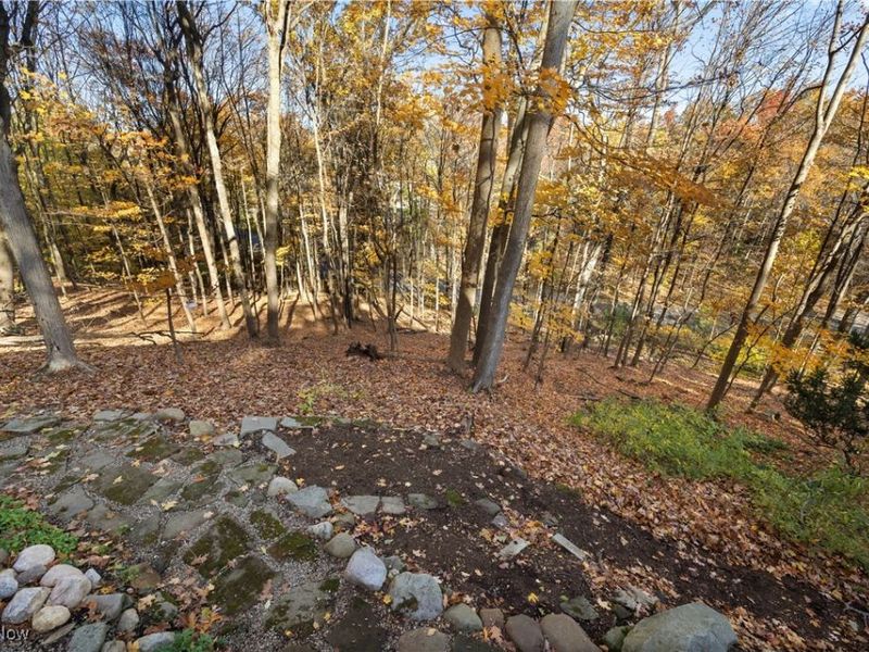 18500 Edgewood Drive, Rocky River, OH 44116 Photo 12