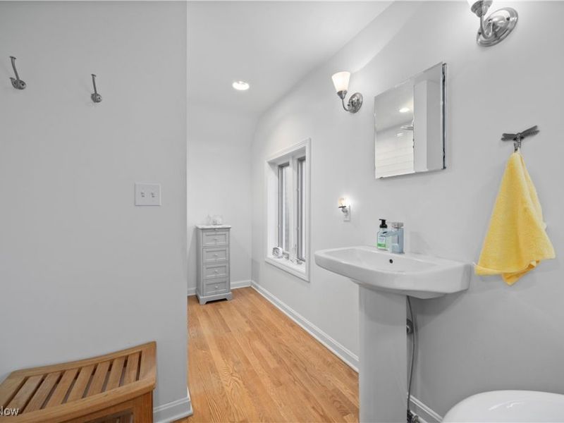 18500 Edgewood Drive, Rocky River, OH 44116 Photo 25