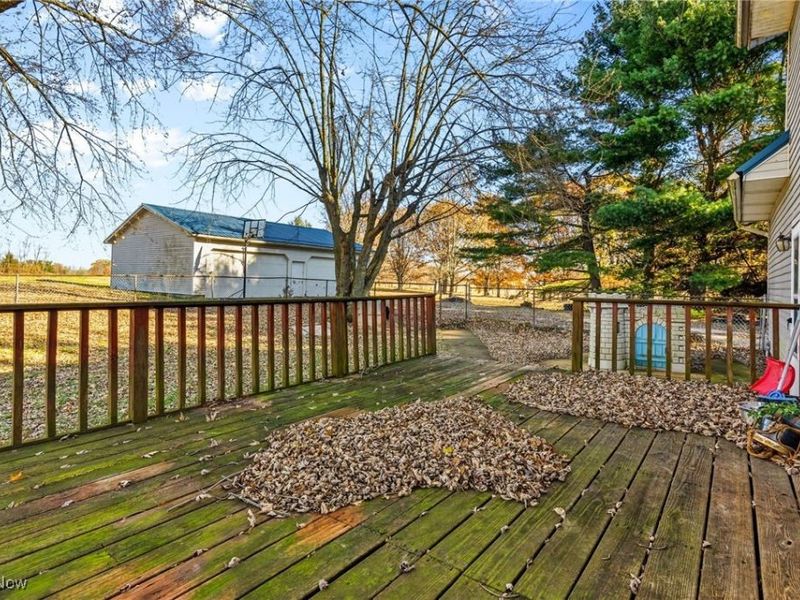 13591 Louisville Street NE, Paris, OH 44669 Photo 29