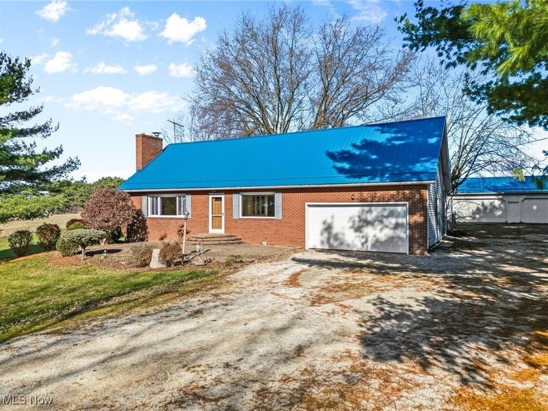 13591 Louisville Street NE, Paris, OH 44669 Photo 3