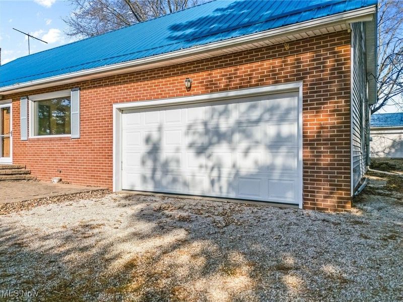 13591 Louisville Street NE, Paris, OH 44669 Photo 6