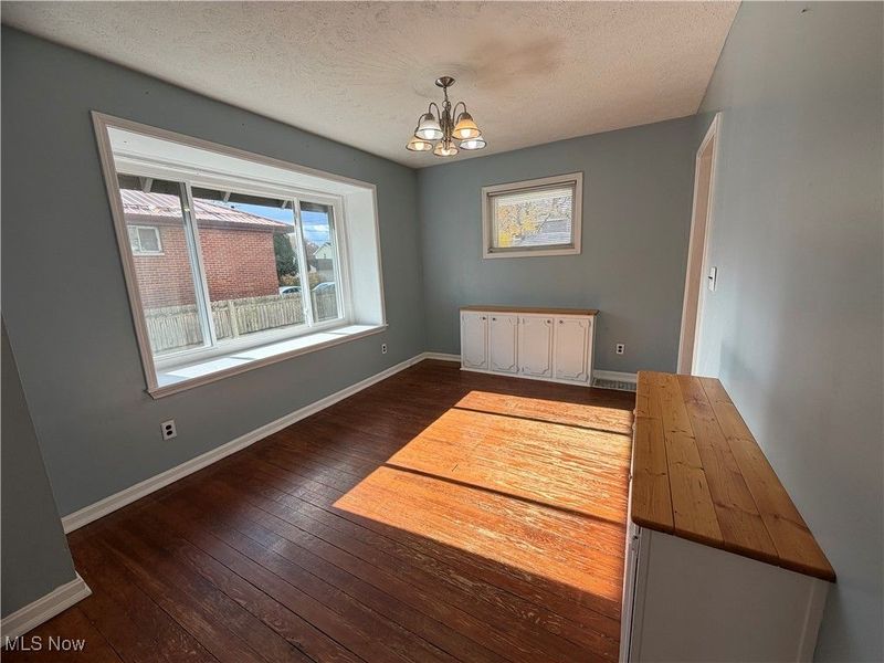 2930 Bailey Road, Cuyahoga Falls, OH 44221 Photo 4