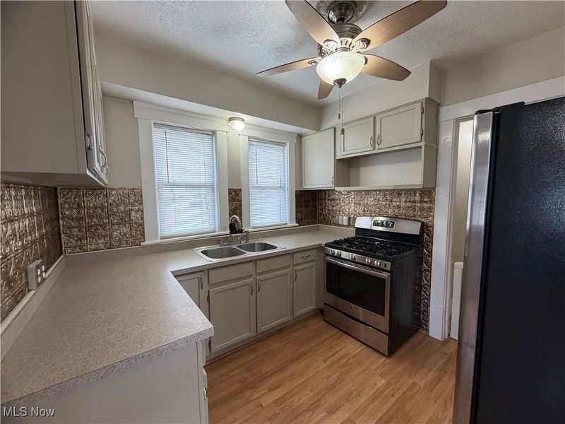 2930 Bailey Road, Cuyahoga Falls, OH 44221 Photo 6