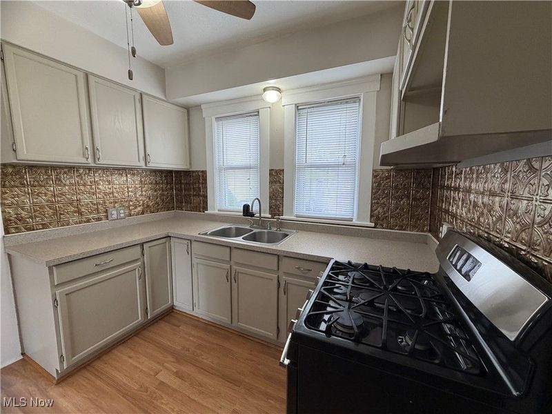 2930 Bailey Road, Cuyahoga Falls, OH 44221 Photo 9