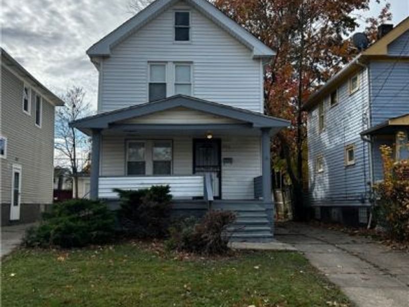 952 Stevenson Road, Cleveland, OH 44110 Photo 3