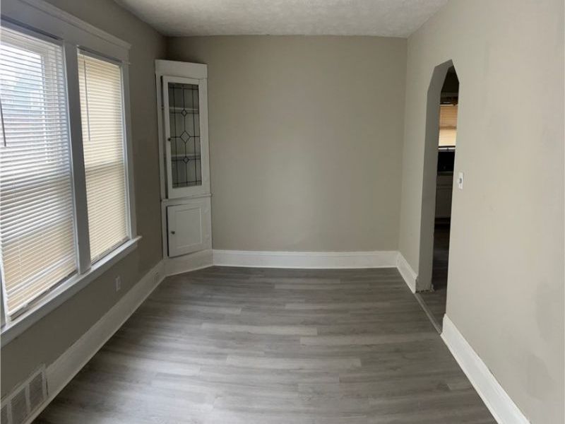 952 Stevenson Road, Cleveland, OH 44110 Photo 4