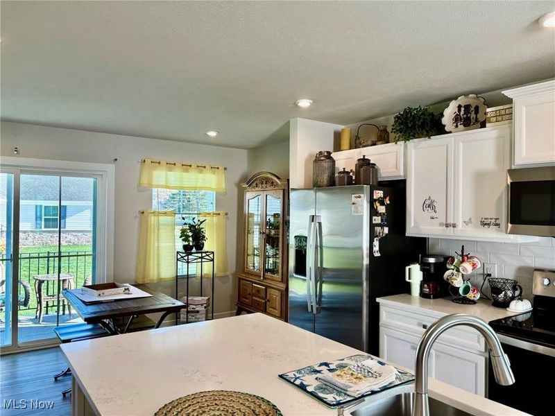 310 Ridgewater Drive, Elyria, OH 44035 Photo 10