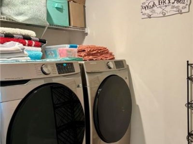 310 Ridgewater Drive, Elyria, OH 44035 Photo 17