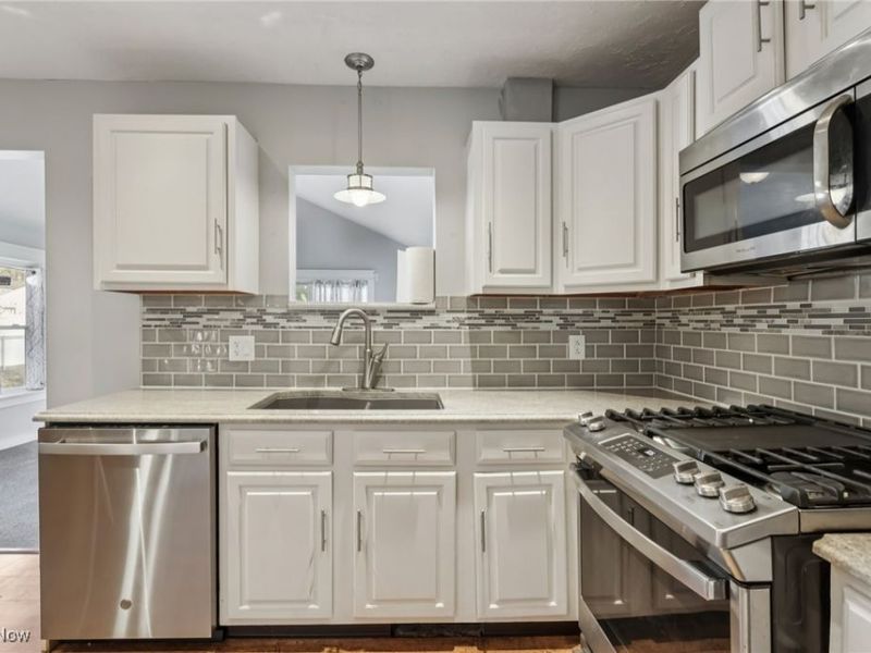 6407 Southview Drive, Clinton, OH 44216 Photo 11