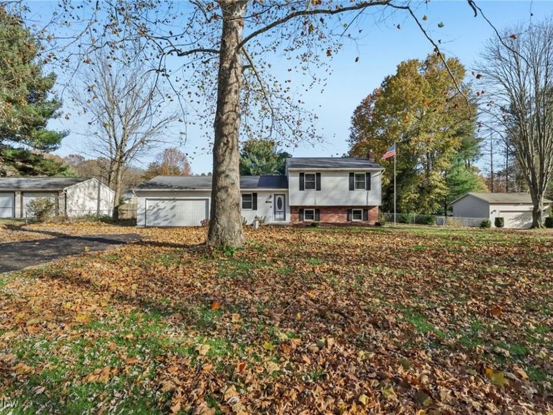 6407 Southview Drive, Clinton, OH 44216 Photo 2