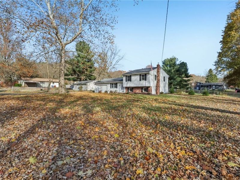 6407 Southview Drive, Clinton, OH 44216 Photo 3