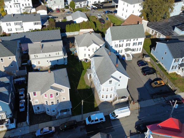 14-28 Downing St, Fall River, MA 02723