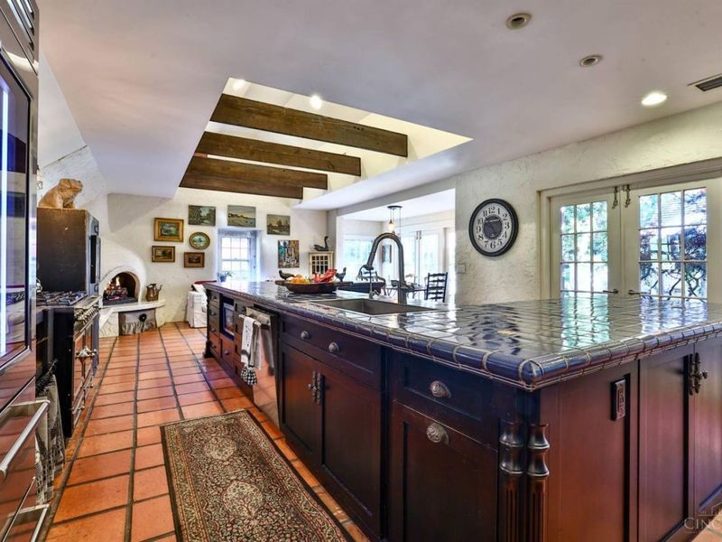 7925 Spiritwood Court, Indian Hill, OH 45243 Photo 12