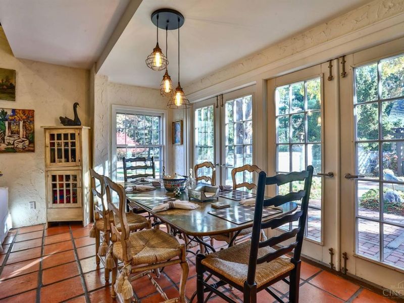 7925 Spiritwood Court, Indian Hill, OH 45243 Photo 14