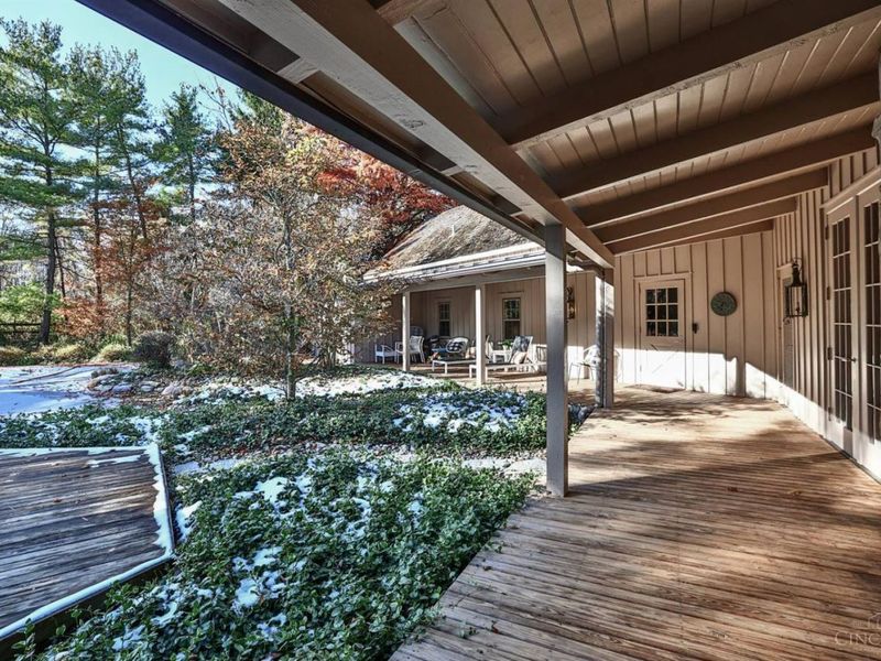 7925 Spiritwood Court, Indian Hill, OH 45243 Photo 38